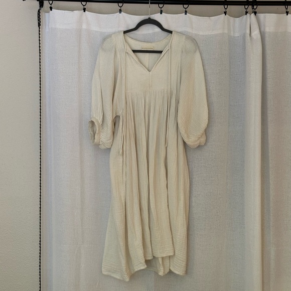 Daughters of India Cream Dress - Picture 1 of 4